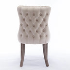 Sedia da pranzo con schienale ad ala in velluto oro/nero/beige/grigio con finiture borchiate, set da 2