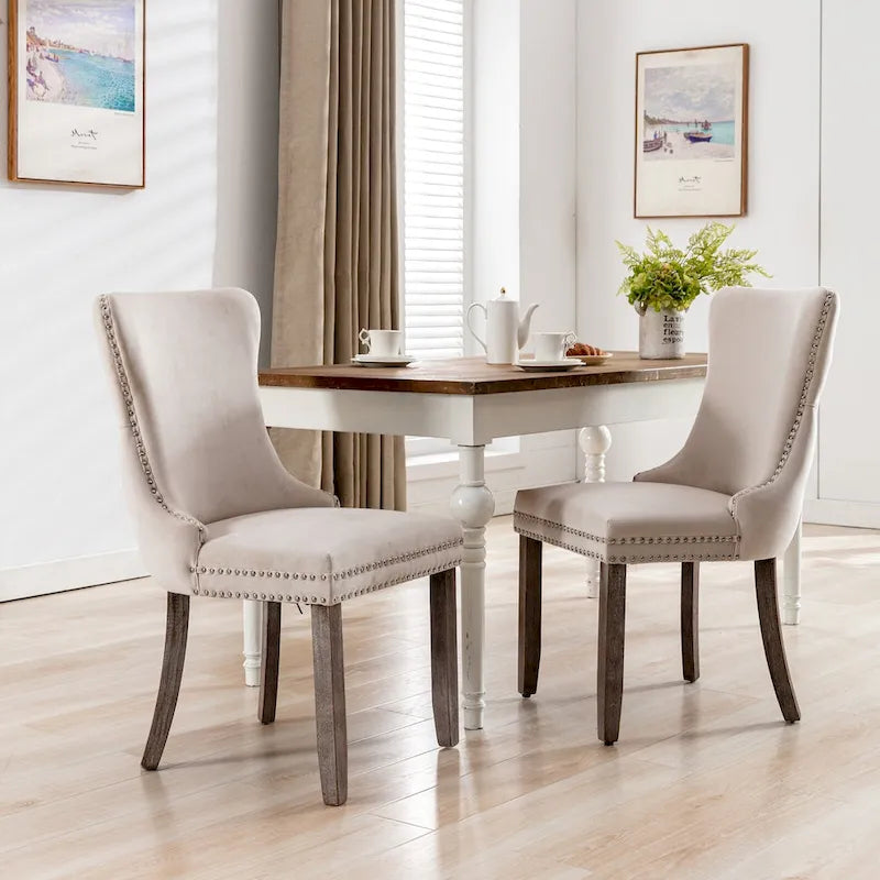 Sedia da pranzo con schienale ad ala in velluto oro/nero/beige/grigio con finiture borchiate, set da 2