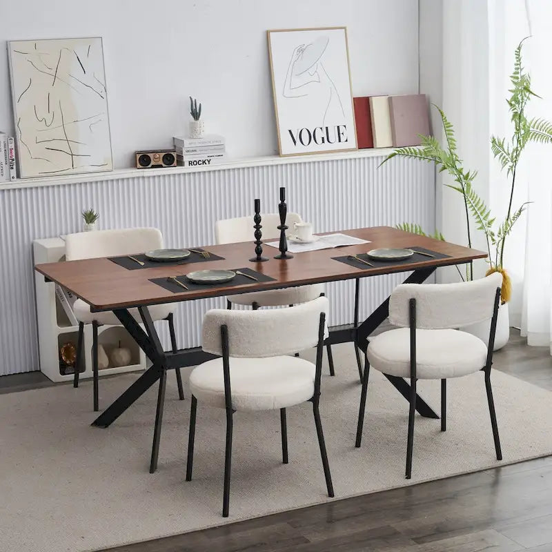 Sedia da pranzo in tessuto Teddy bianco/nero, set da 4, gambe in metallo